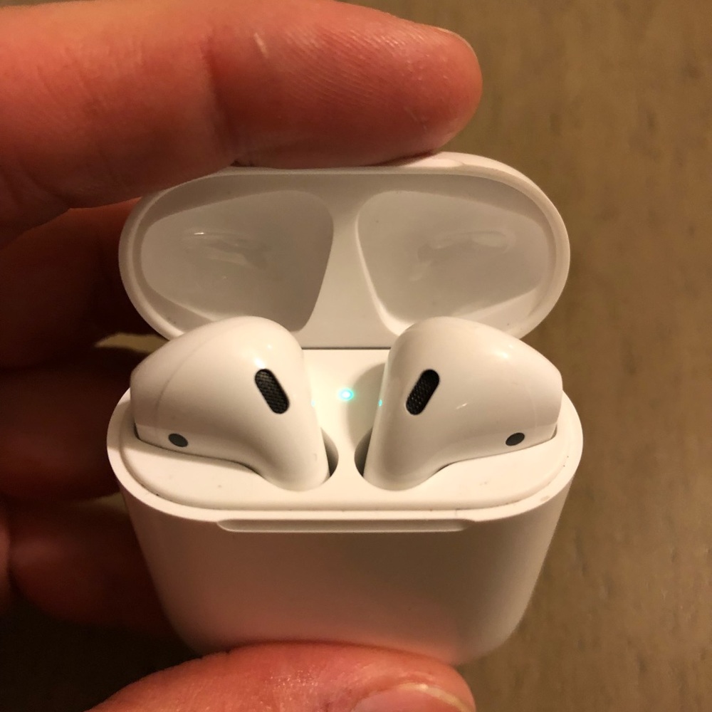 Apple Air pods